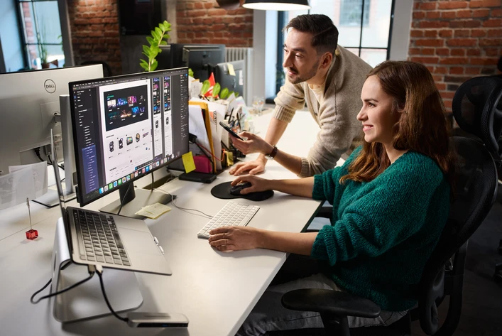 Designer working on a modern shop interface